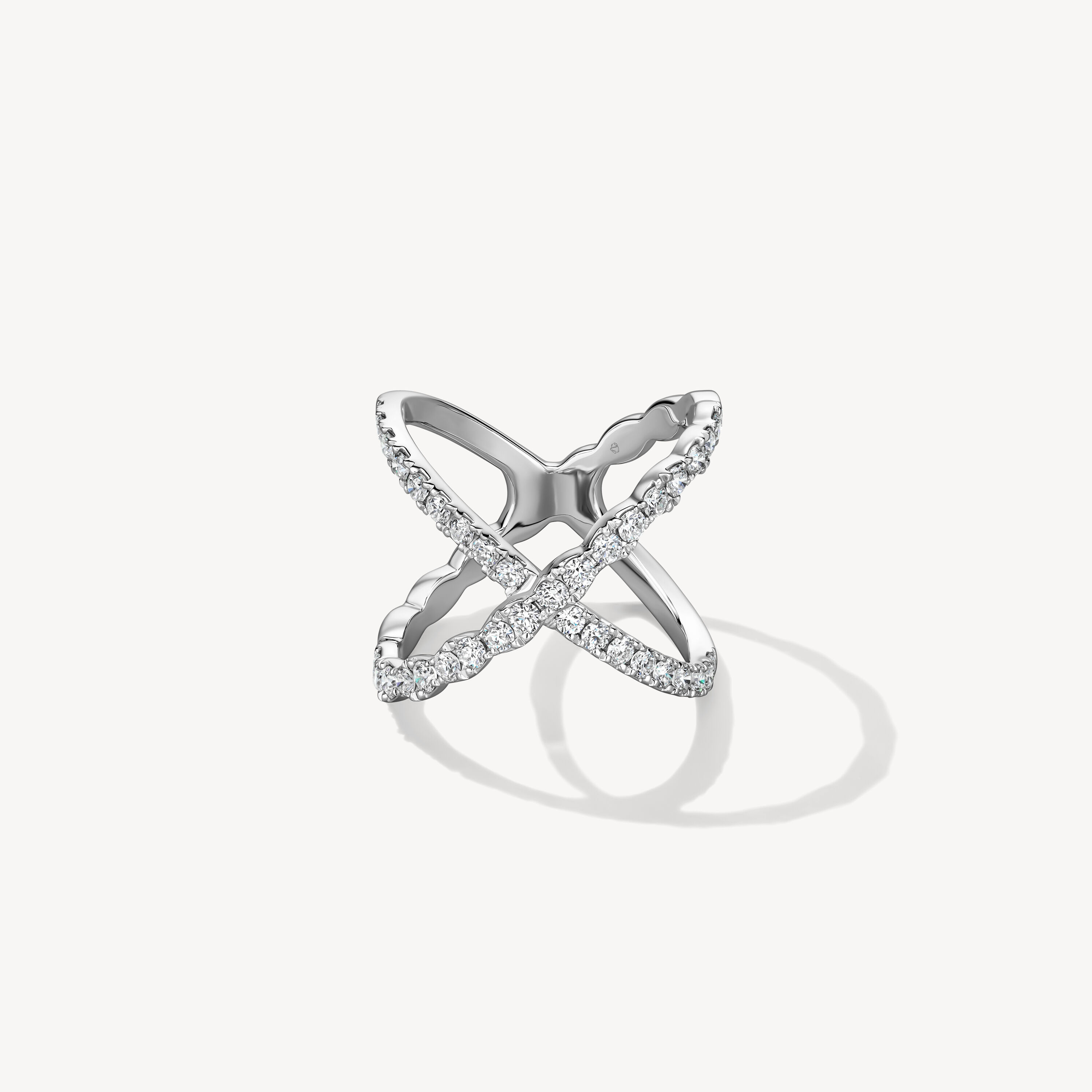 Lorelei Criss Cross 鑽石戒指, 18K 白金, large