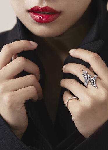 Vela Bypass Cocktail鑽石戒指, 18K 白金 Vela Bypass Cocktail鑽石戒指, 18K 白金, large