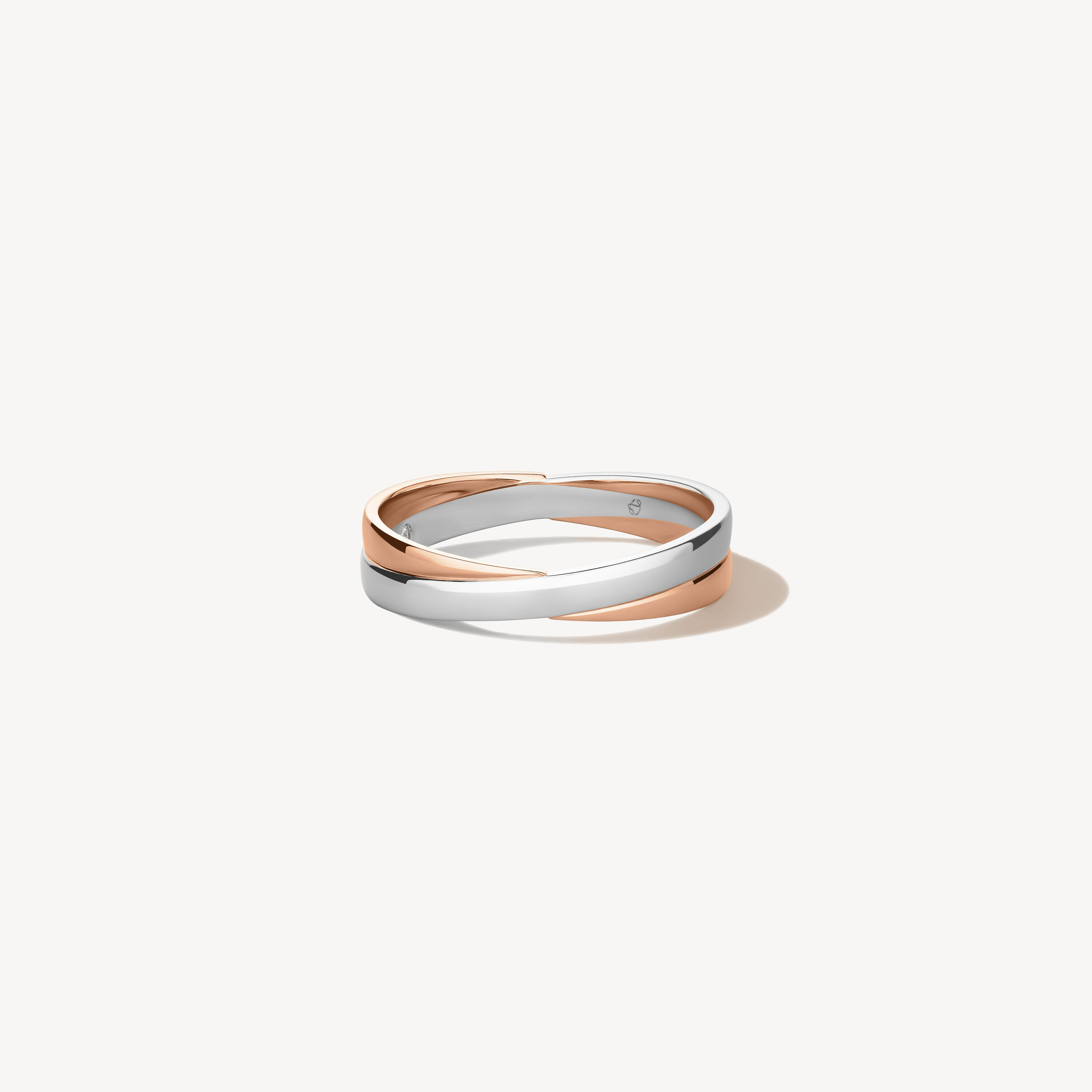 Embrace 結婚對戒, 鉑金和18K 玫瑰金, large