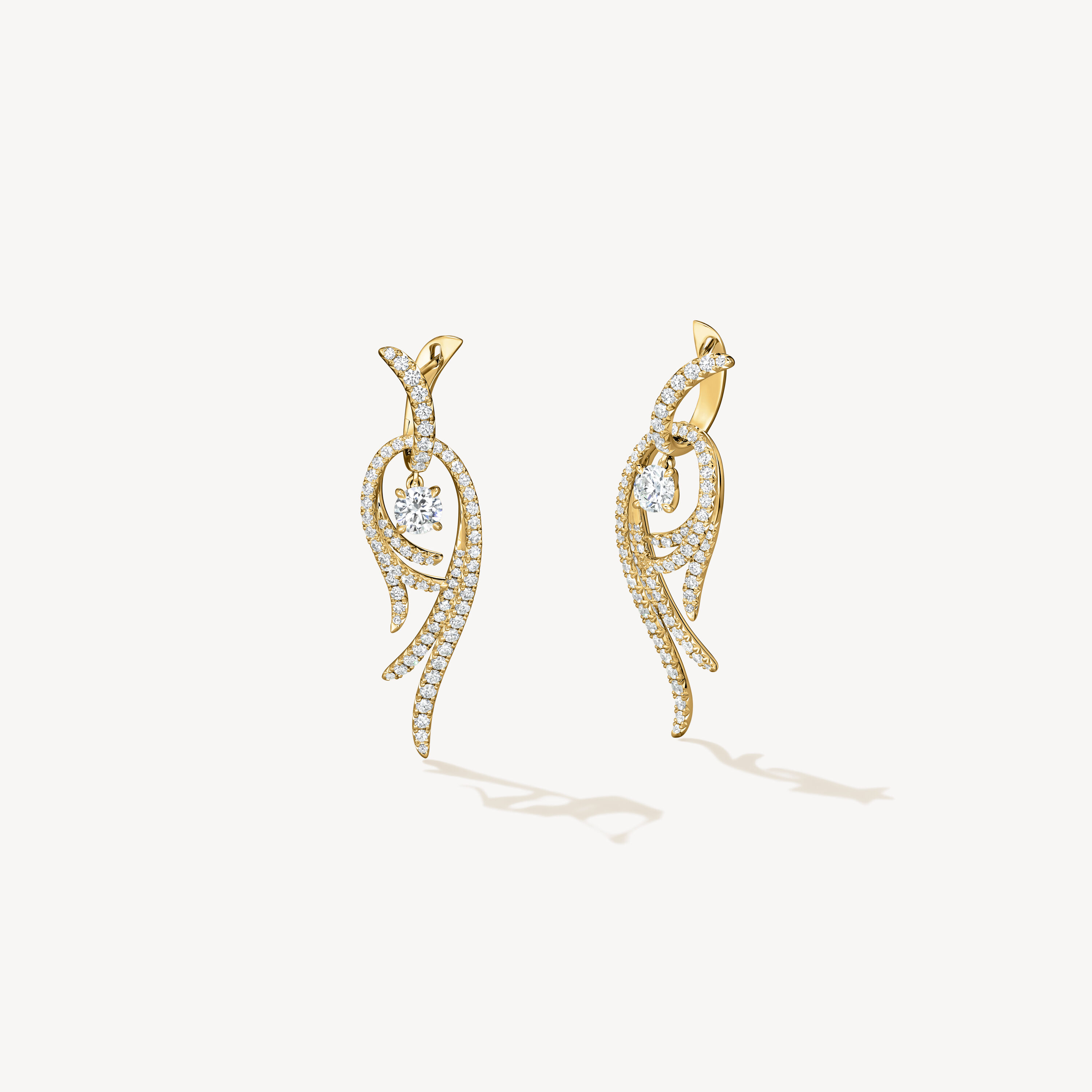 VELA Twisted Drop 鑽石耳環 (小), 18K 黄金, large
