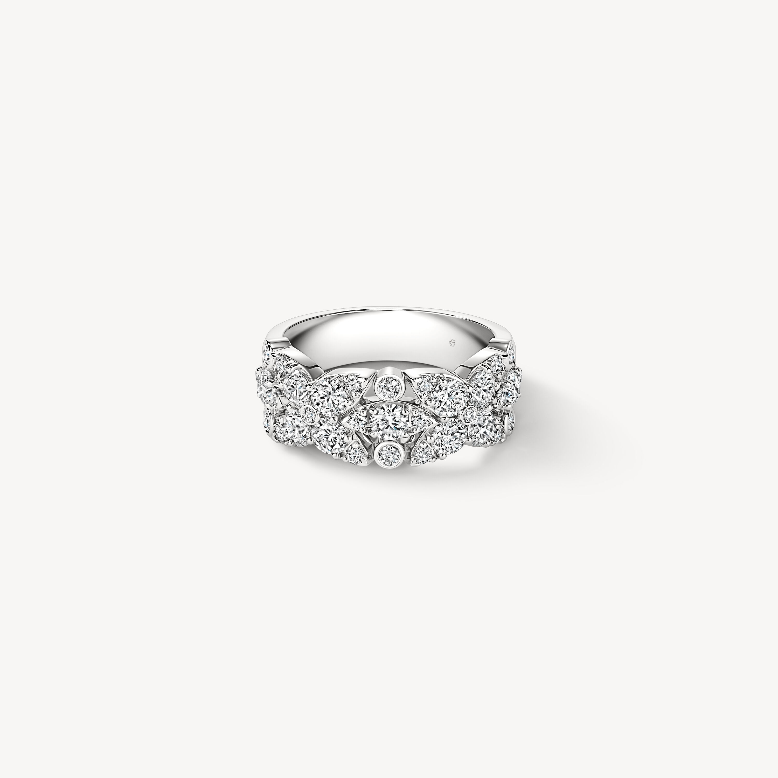 HOF Regal Diamond Ring, 18K White Gold, large