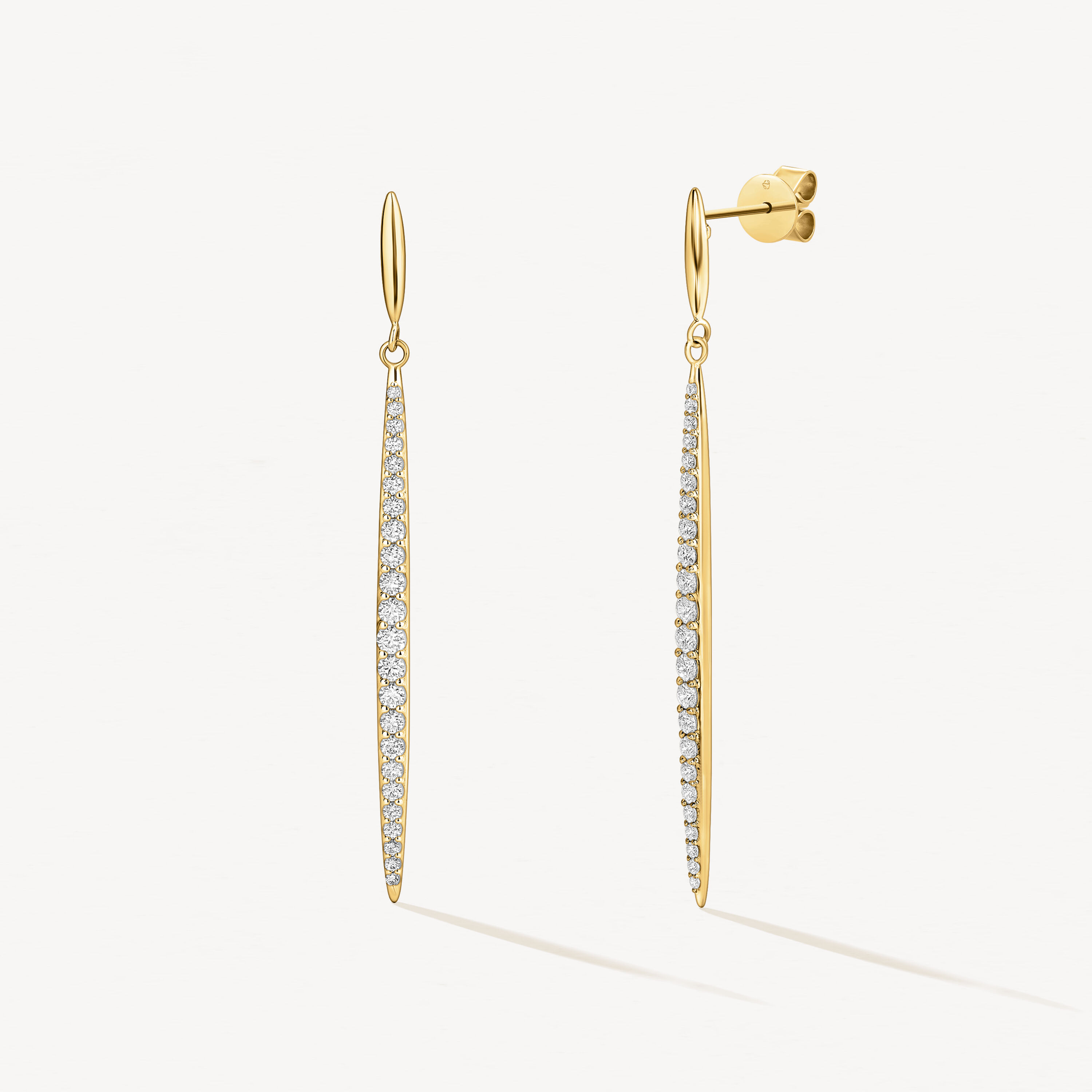 HOF Classic Stiletto Earrings, 18K Yellow Gold, large