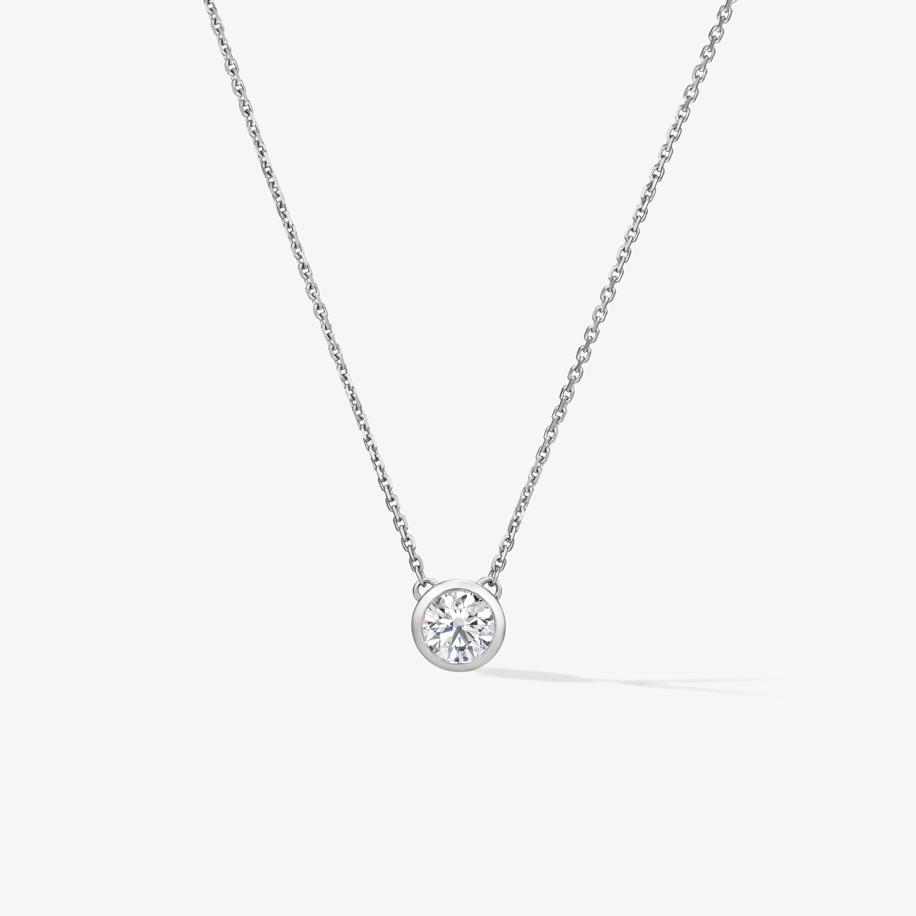 Classic Bezel鑽石項鏈, 18K 白金, large