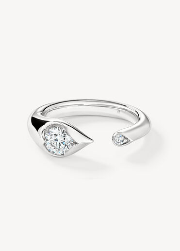 LU Droplet 鑽石戒指, 18K 白金 LU Droplet 鑽石戒指, 18K 白金, large