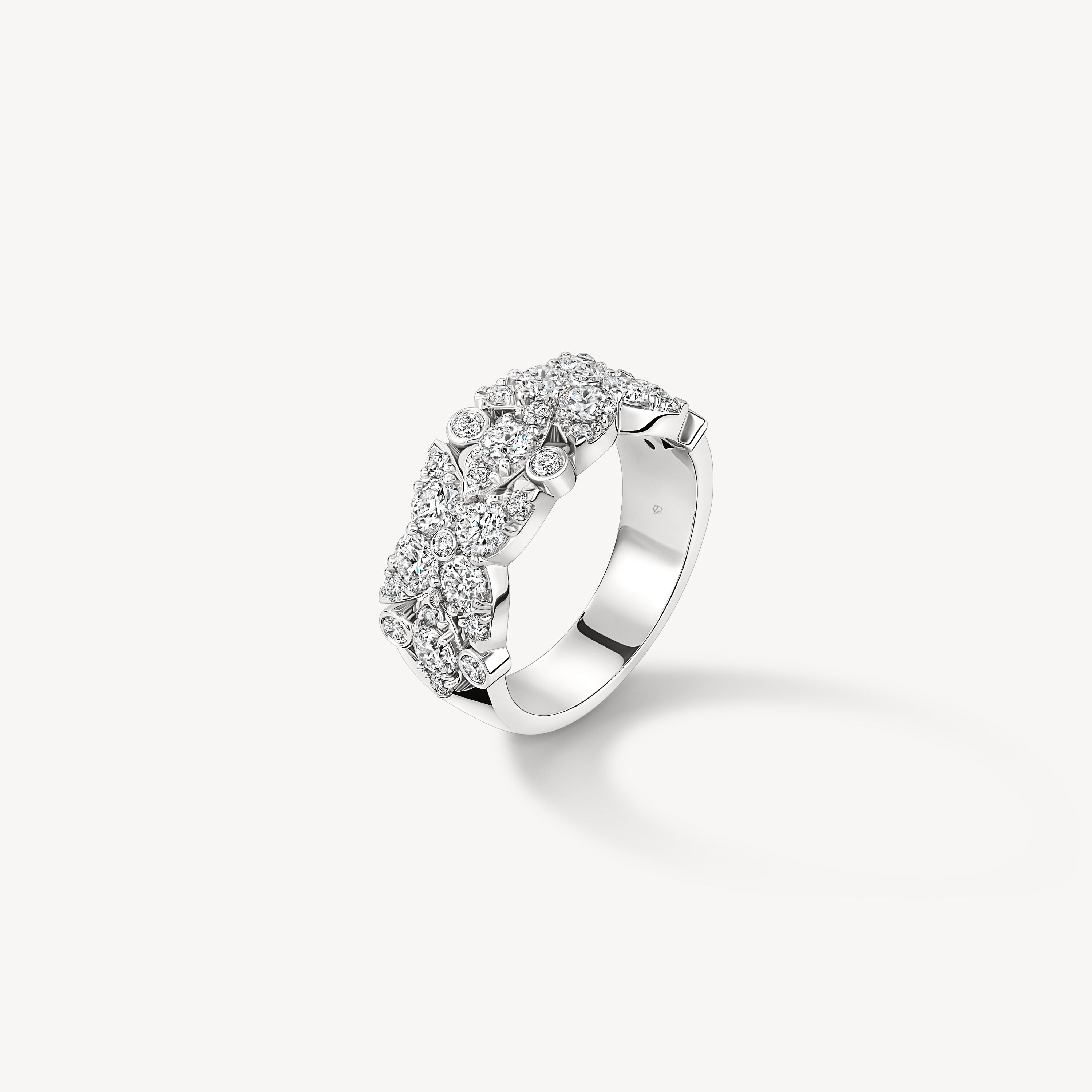 HOF Regal Diamond Ring, 18K White Gold, large