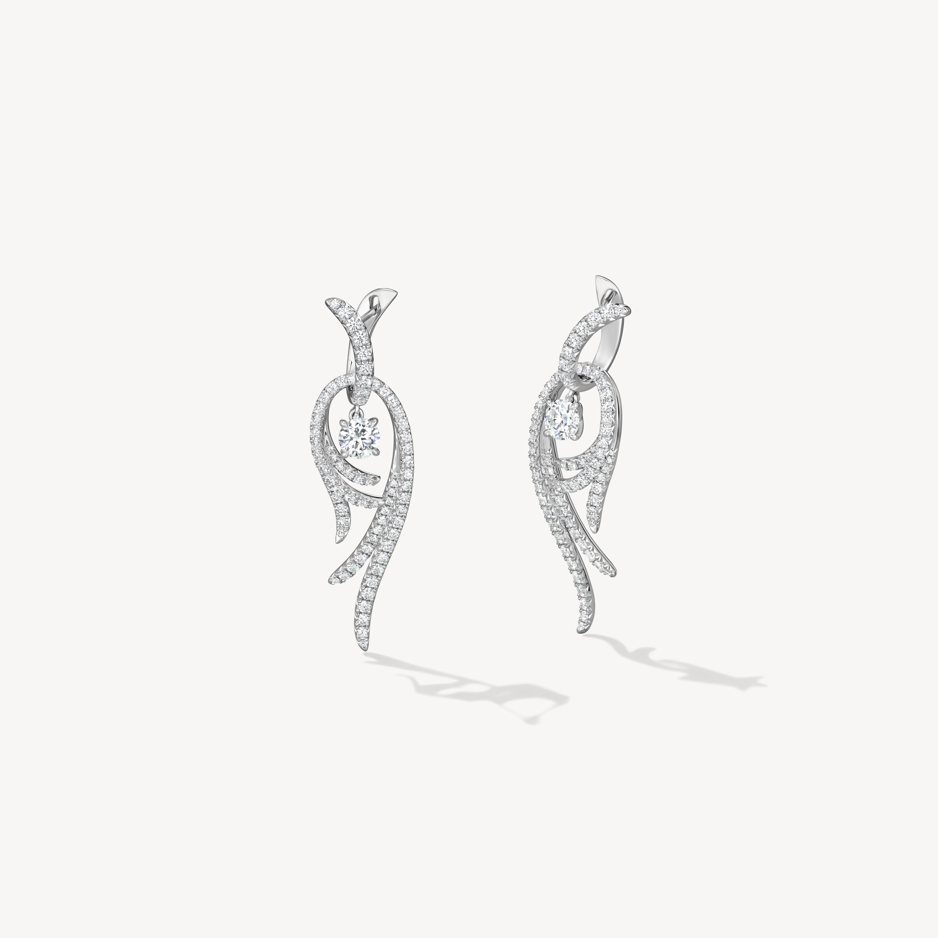 VELA Twisted Drop 鑽石耳環 (小), 18K 白金, large
